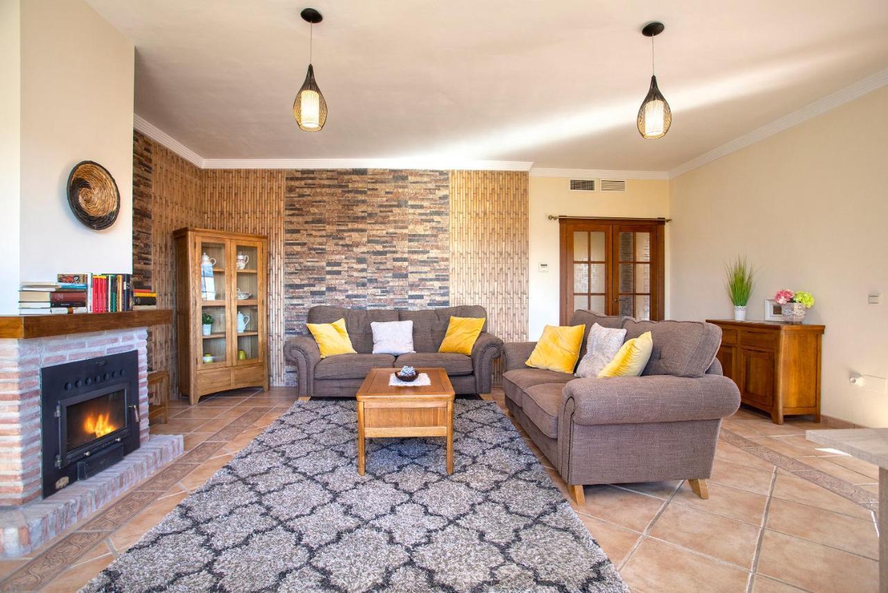 Casa Del Valle Con Piscina Privada Villa Alcaucín Exteriör bild