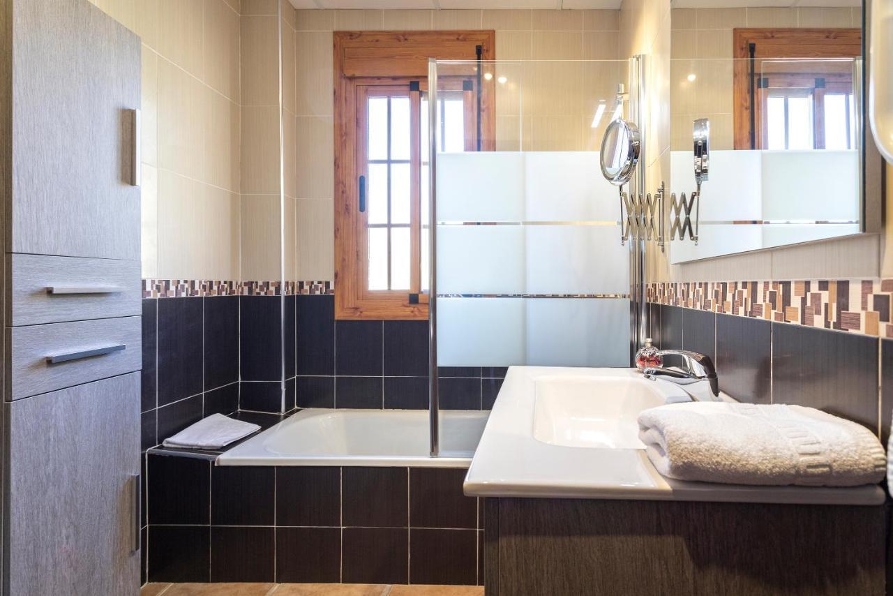 Casa Del Valle Con Piscina Privada Villa Alcaucín Exteriör bild
